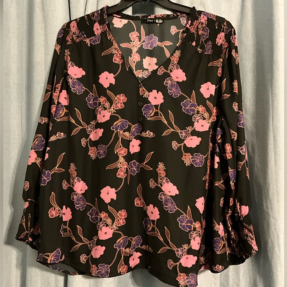 Dex Women’s Plus 3X Blouse fits like 2X